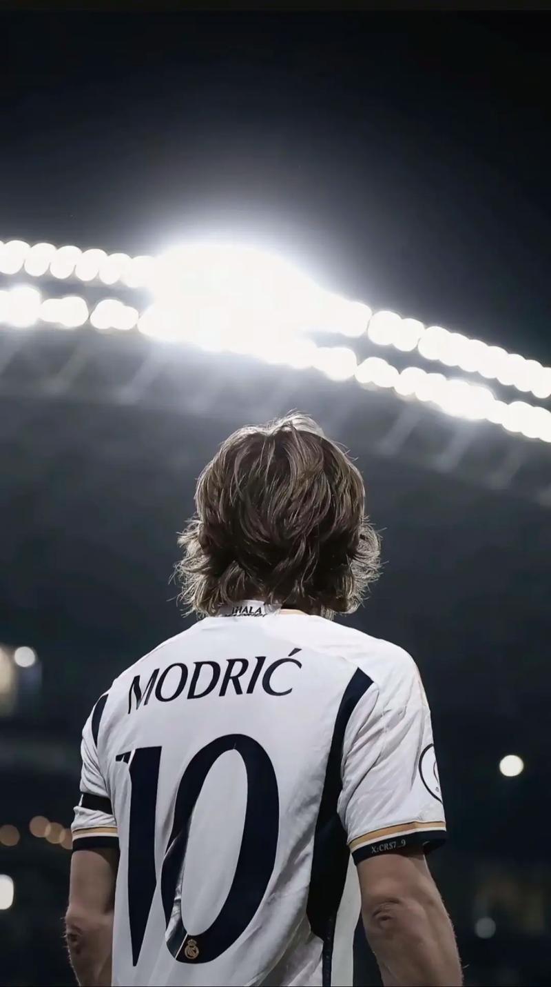 1200万薪水换来17投1中惨绩！杜兰特选错队友，退役计划恐将延后