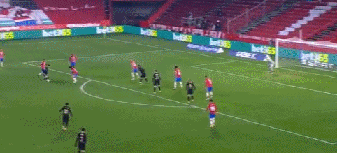 半场战报：多特0-1勒沃库森，马扎破门，格里马尔多助攻