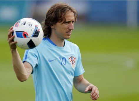 1-1，43岁吉拉迪诺发威：率意甲第19逼平意甲第7，第87分钟绝平