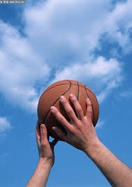 湖人询价奥科罗，拟用到期合同加克内克特筹码提升防守效率